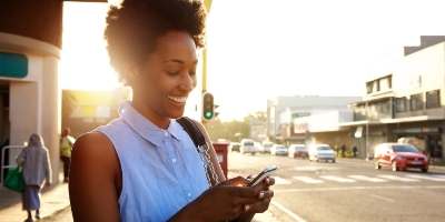 woman-on-smart-phone-searching-for-local-business